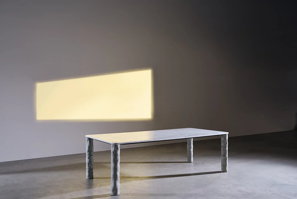 Brick 143/144 Dining Table thumb