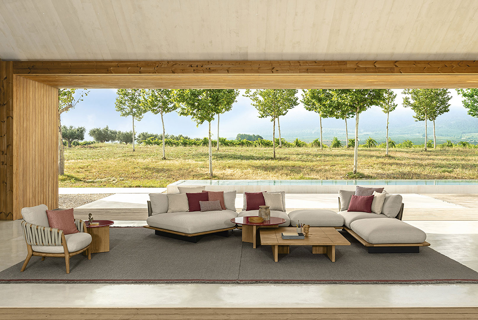 Venice Sofa thumbnail