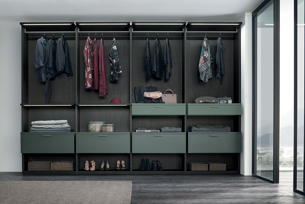 Doxa Walk in wardrobe thumbnail