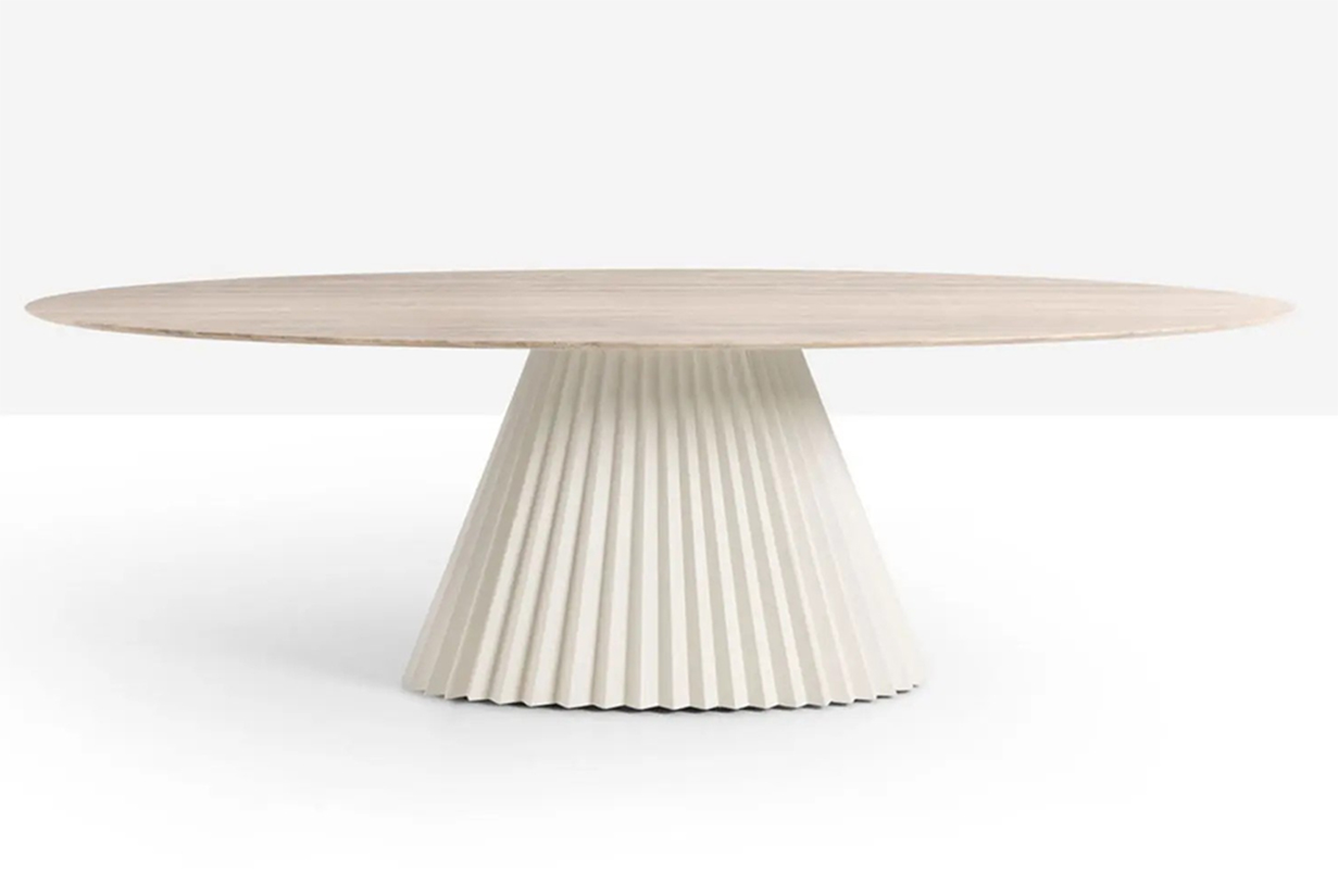 Plisse Dining Table