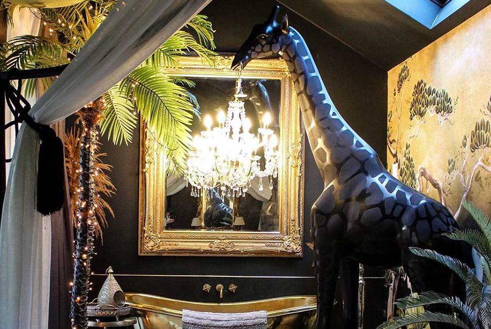 Giraffe in Love M Lighting gallery