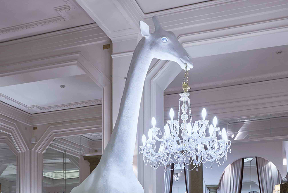 Giraffe in Love XL Lighting gallery