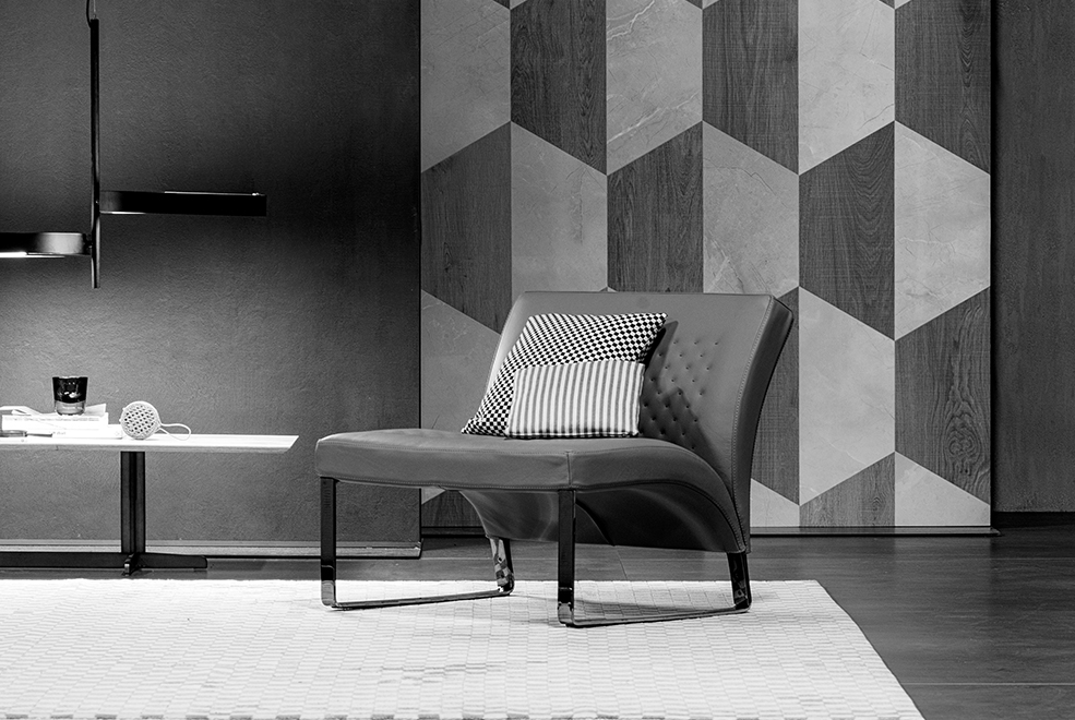 Chandelier Armchair gallery