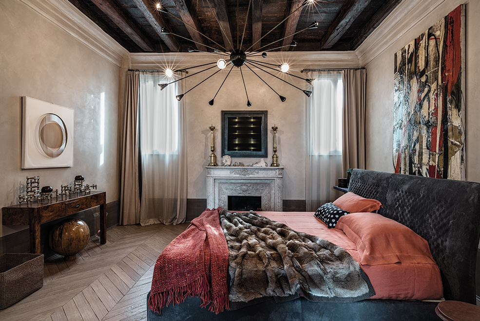 Chandelier Bed gallery