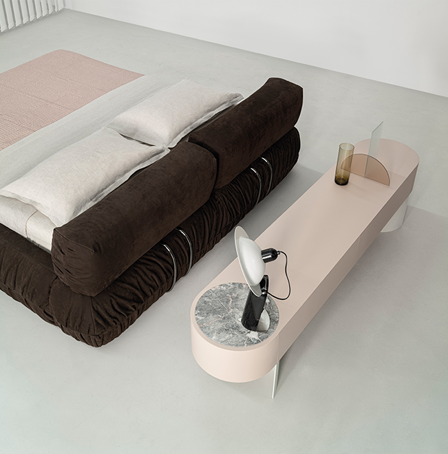 Vogue Cuoio Bed gallery