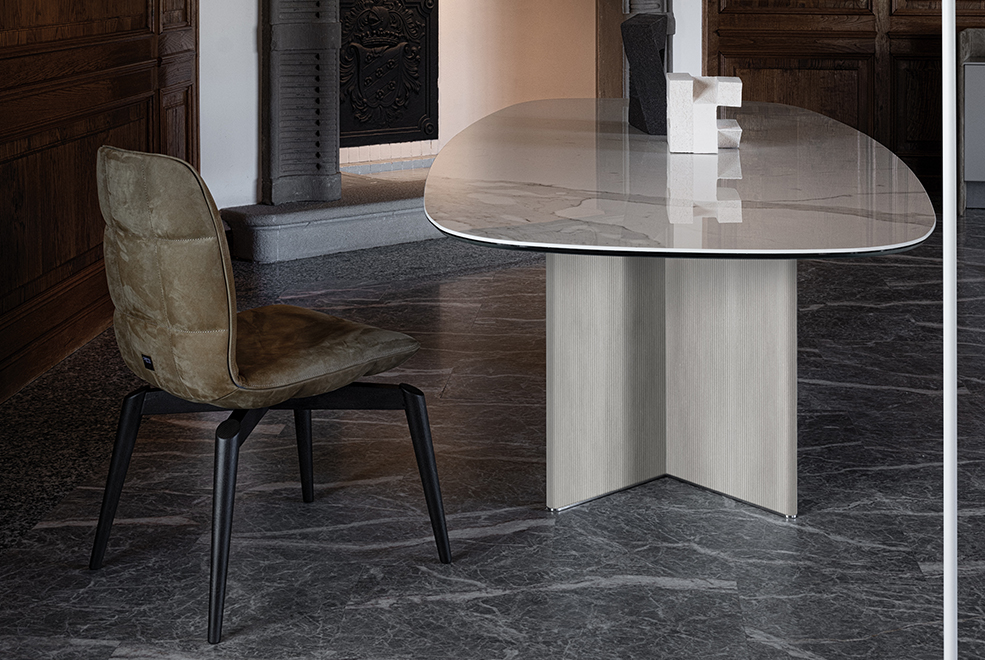 Tao Dining Table gallery