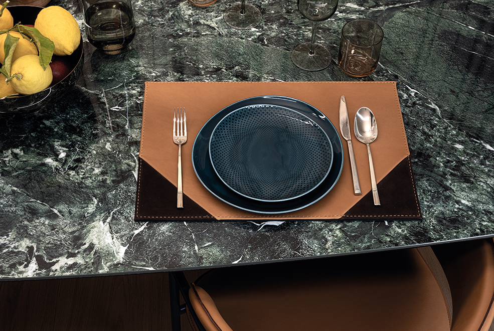 Tao Dining Table gallery