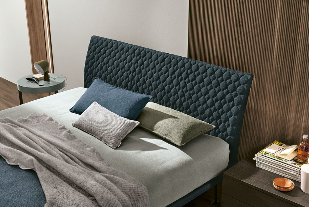 Seven Uphholteres Beds gallery