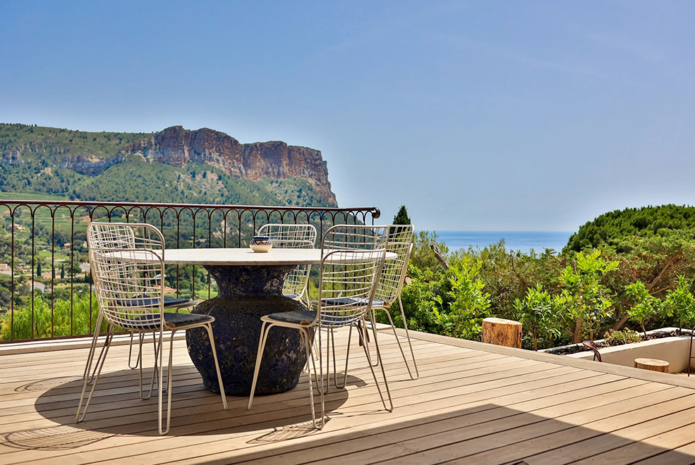 Moon 34/36 Dining Table gallery